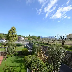 Corte Vezzola Trilocale Tommaso Puegnago sul Garda